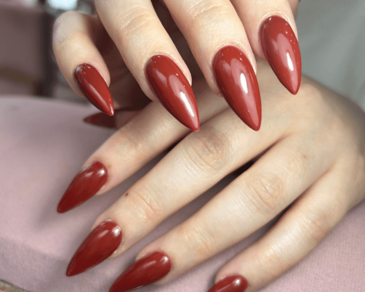 Esculpidas en Poligel con Esmaltado Semipermanente