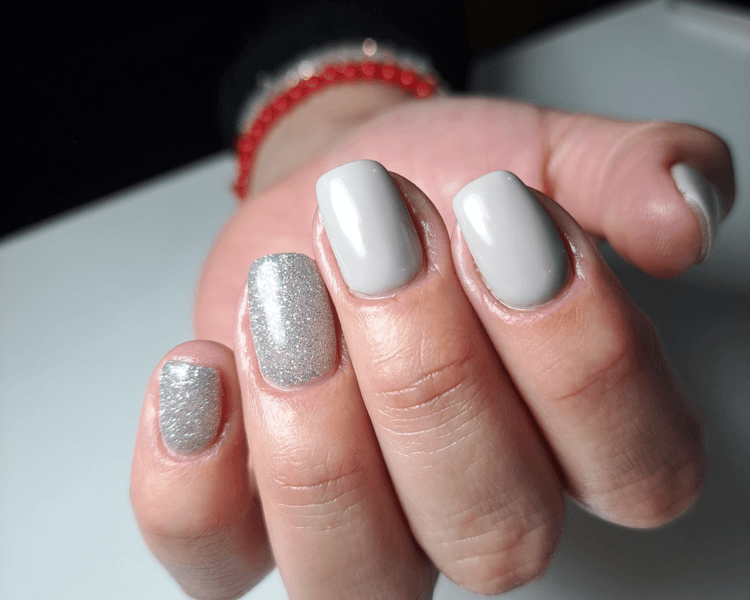 Esmaltado permanente 1 a todos los colores.