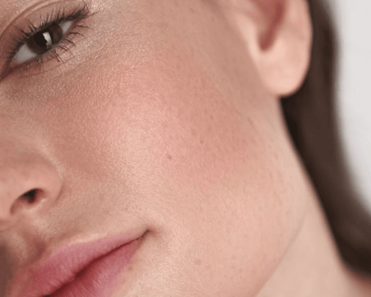 Deep Clean + Dermaplaning + Lifting + Bb lips