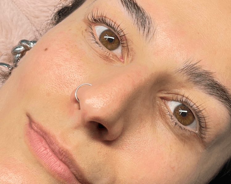 Lifting de pestañas completo(incluye keratina+color+botox)