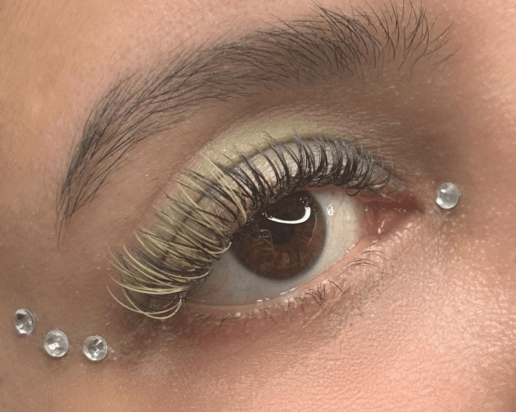 ESQUINA DE COLOR (ADICIONAL AL SERVICIO)