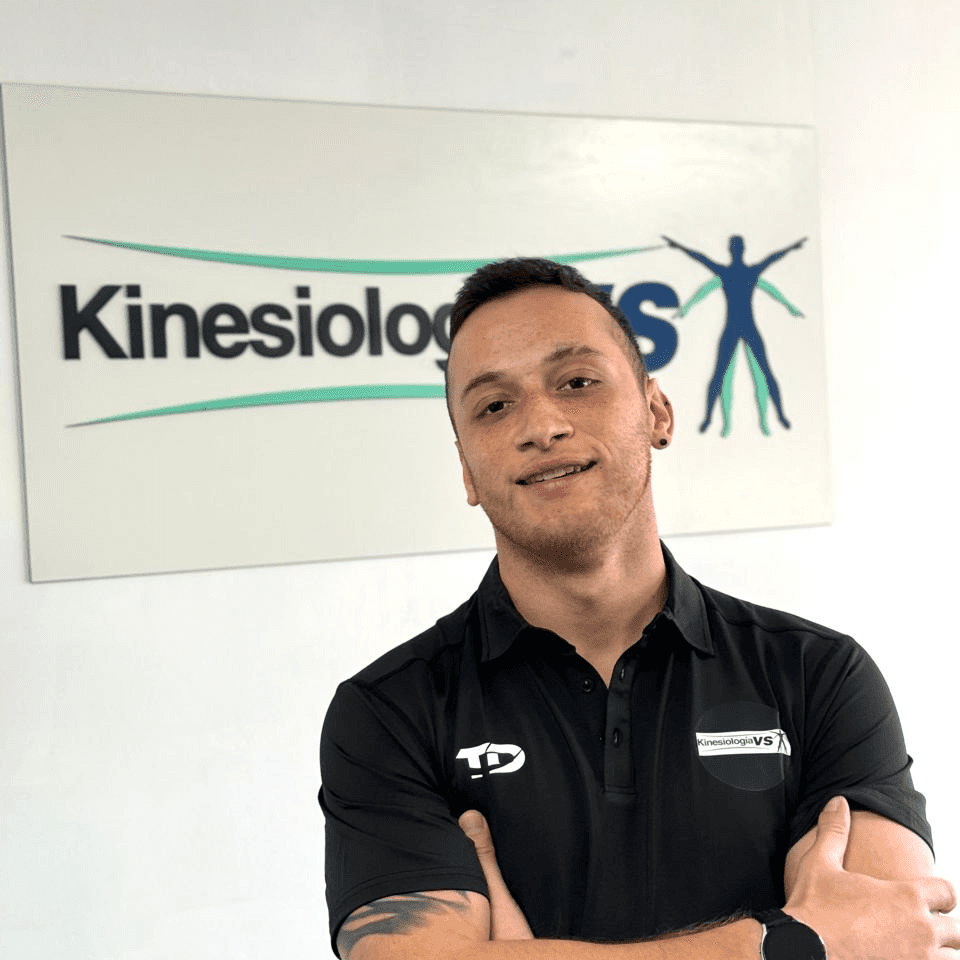 Box 2 Klgo Adonys Campos photo