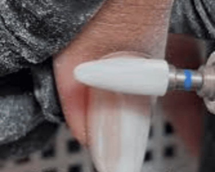 Retiro Esmalte semipermanente / Manicura Rusa