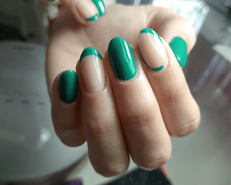 ESMALTADO SEMIPERMANENTE (uñas sin nada)