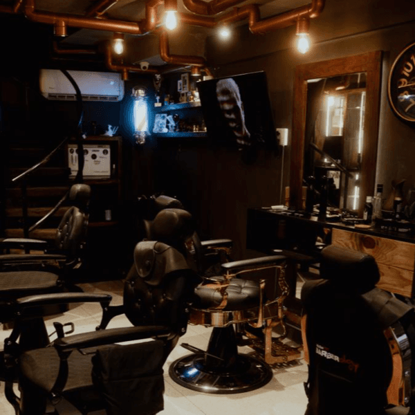 Corte de cabello, lavado de cabello, perfilado de barba y lavado de barba