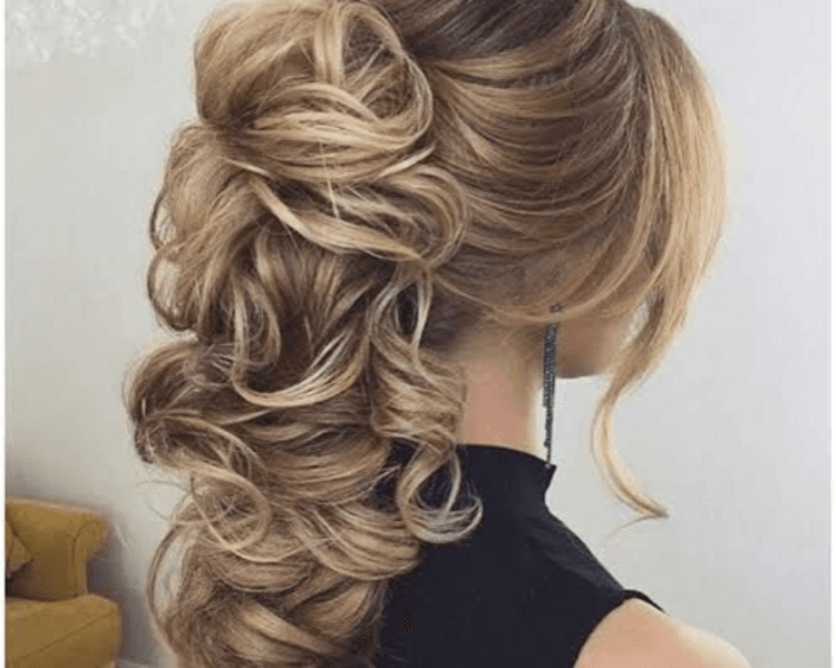 Peinado de fiesta semirecogido (medidas: C,M,L,XL) desde: