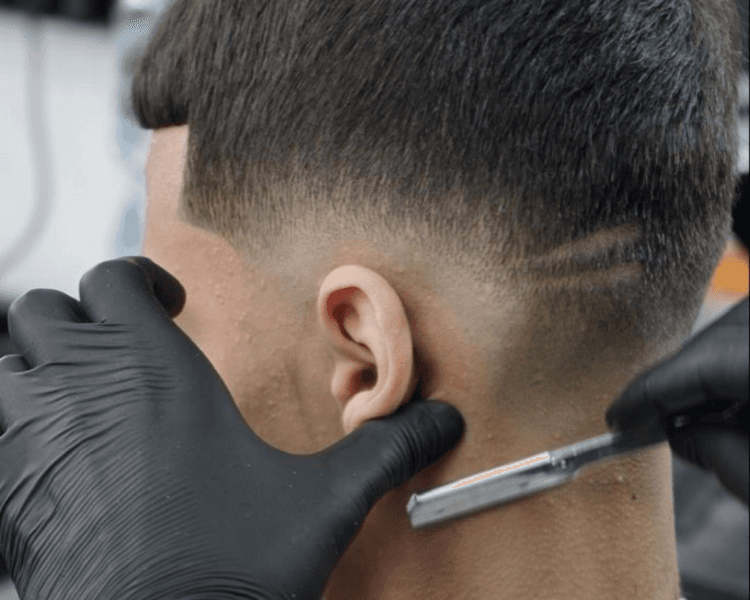 Corte de cabello + mascarilla facial