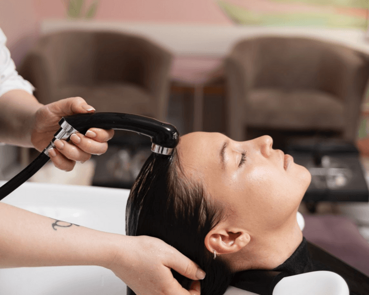 MASAJE CAPILAR CREMA KERASTASE