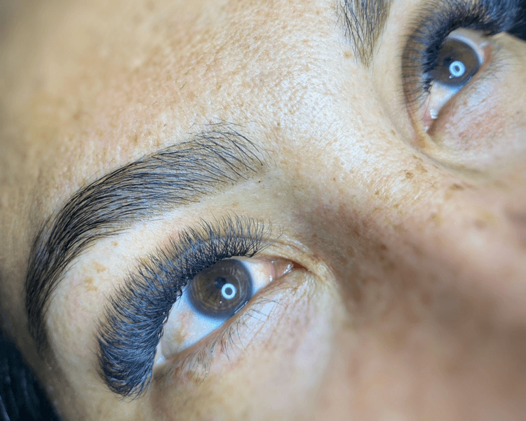 Pestañas Pelo a Pelo (Volumen tecnológico)