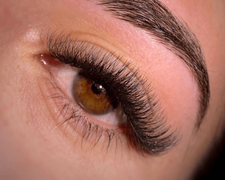 Pestañas Pelo a Pelo (Efecto wispy)