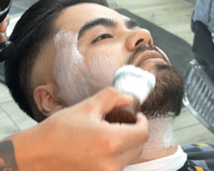 ⭐Golden Joker ⭐ - Corte y Barba VIP + Facial Express