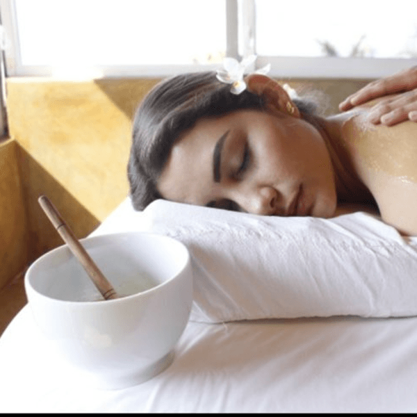 MASAJE DE MIEL Y ENVOLTURA