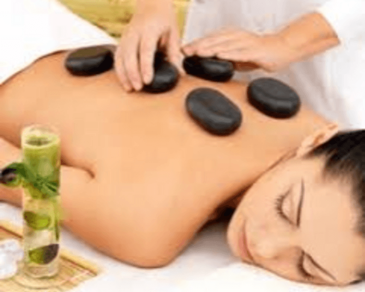 Masajes con piedras