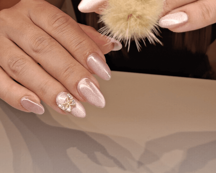 Esculpidas (belleza de manos + esculpidas + esmaltado semi)