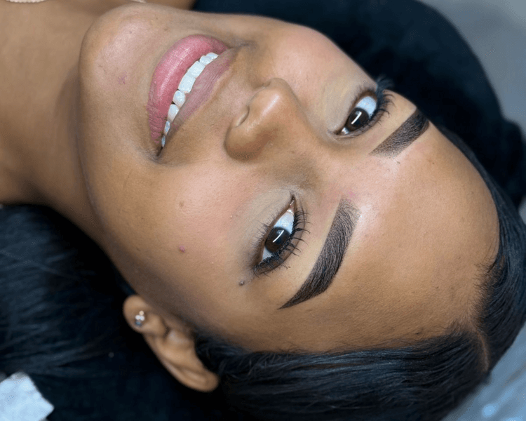 Micropigmentación ( Cejas Virgenes)