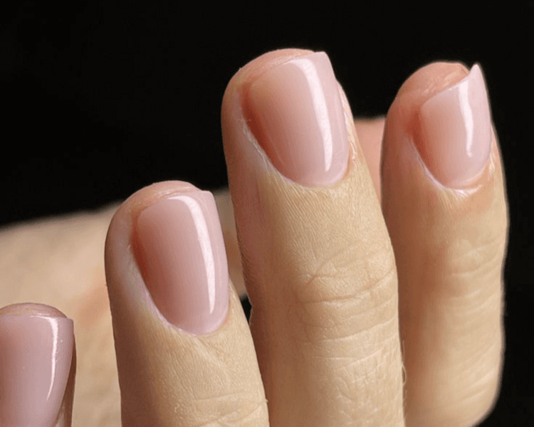 manicura semipermanente natural (base + top coat)