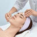 Peinadora y Maquilladora