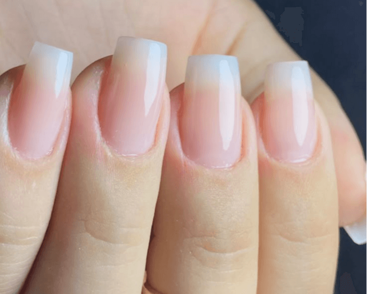 FRACTURA UÑA (ESCULPIDA)