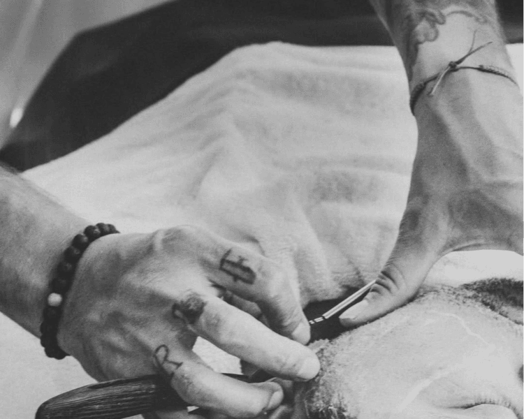 Corte de barba y perfilado