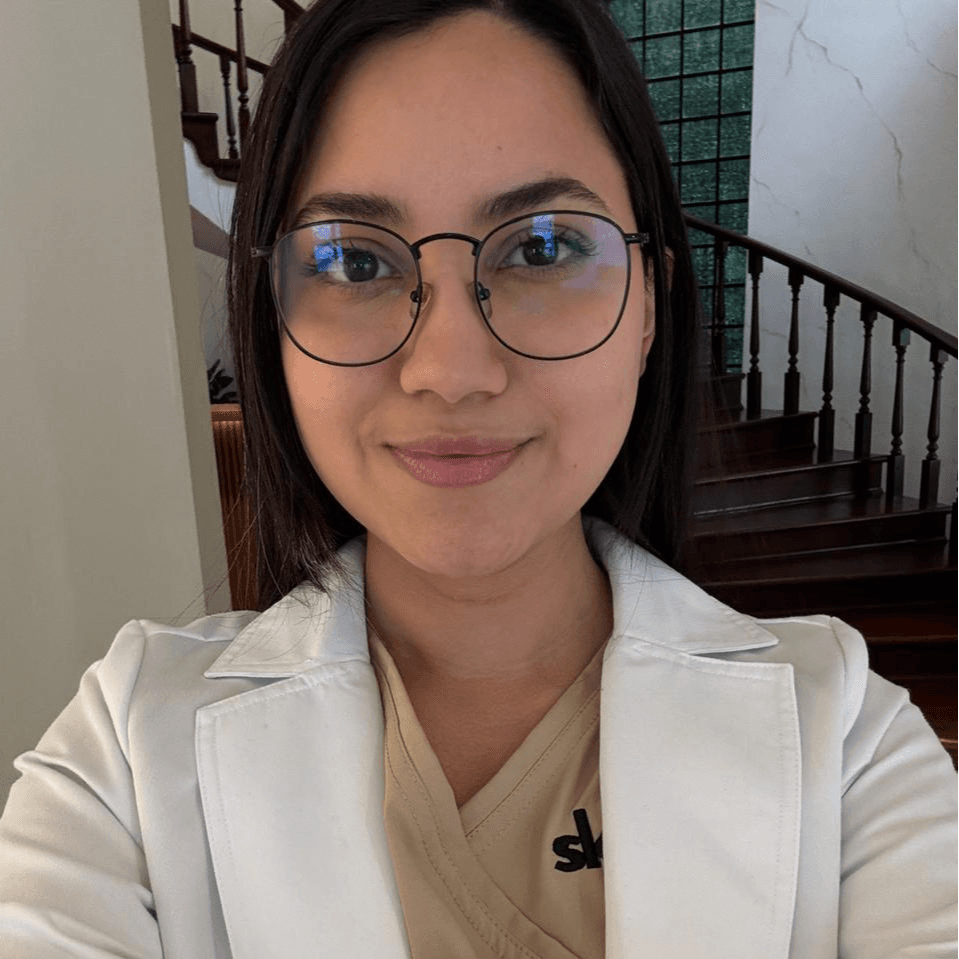 DRA. PAULINA SAUCEDA photo