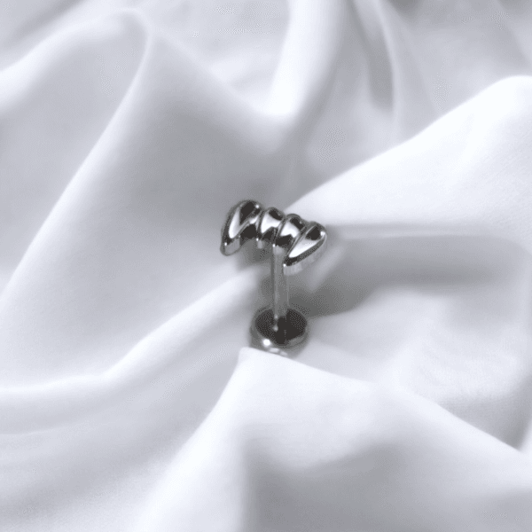Labret dientes de vampiro (COD 615)