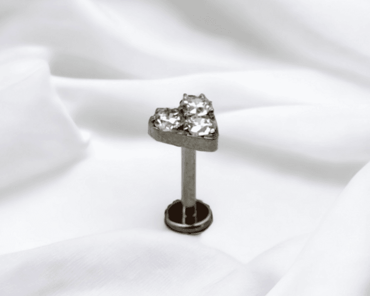 Labret corazón cristales blanco Cod (414)