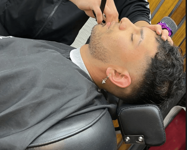 🤴 Corte & Barba Real 🤴