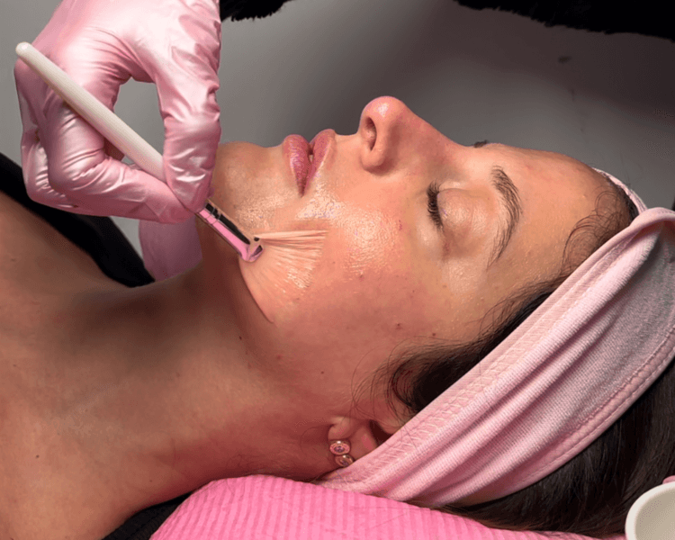 Consulta inicial integral presencial ó virtual (30 minutos) tratamiento reprogramado