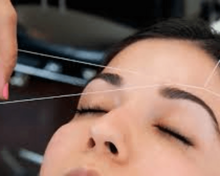 ⭐ Diseño y Perfilado de Cejas + Shock Nutritivo