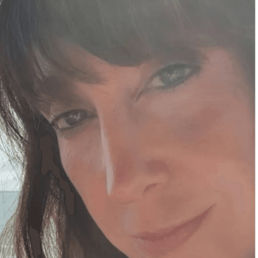 Dra. GABRIELA LORENA AGUIRRE photo