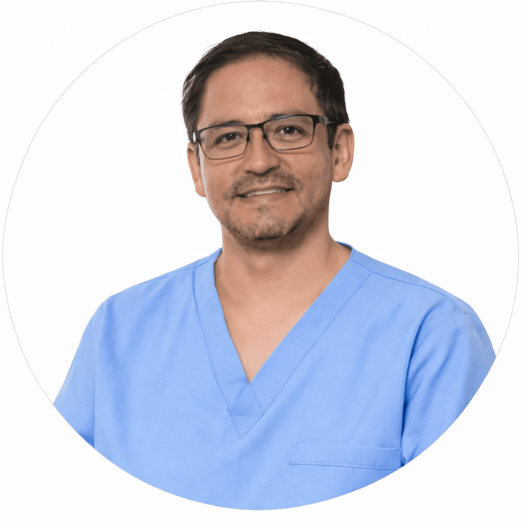 Dr. Cristhian Martinez /Odont. General - Rehabilitador Oral photo