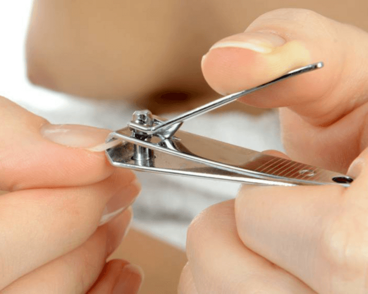 Corte de uñas (manos)