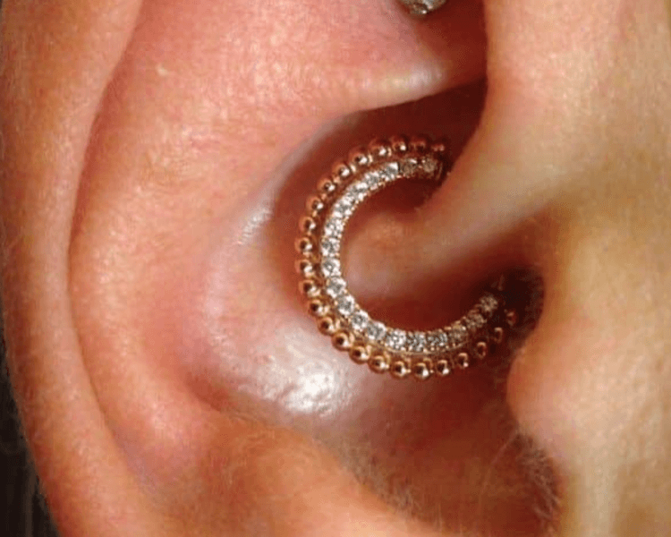 Daith Piercing (consultar disponibilidad de diseños)