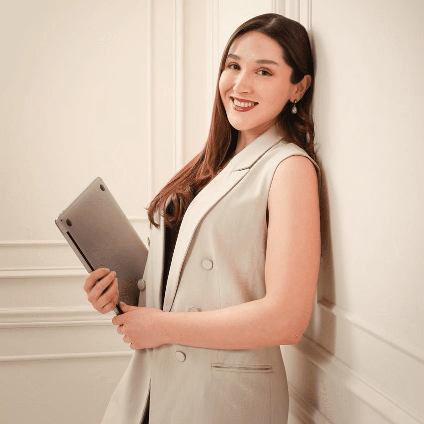 ENC. Renata Montemayor photo