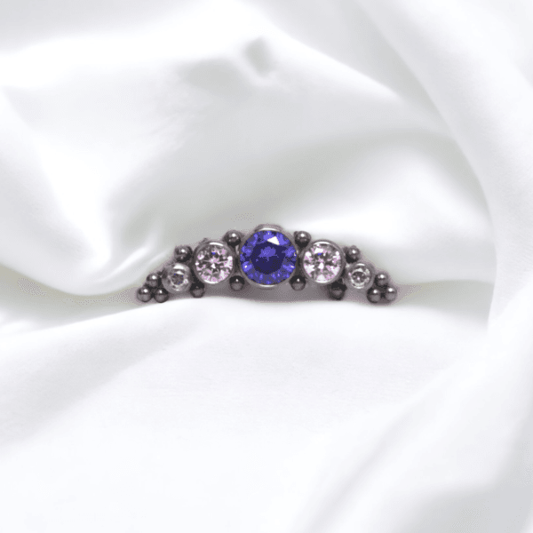 Top media luna con cristales morado, rosa y tornasol (COD 467)