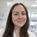 Dra. Natalia Seguel - Odontóloga Máster Armonización Orofacial