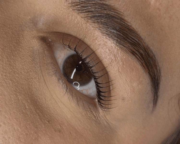 Laminado (rizado) pestañas (con tratamiento/ tinte)