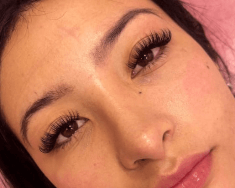 Pestañas efecto wet