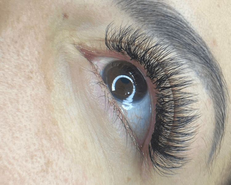 Pestañas Volumen Tecnológico