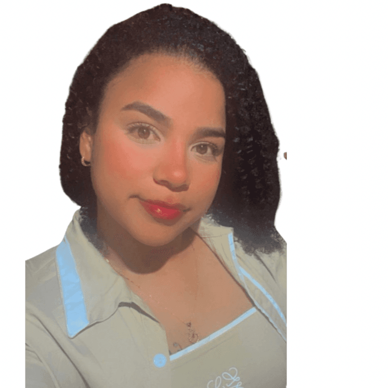 Laura (Manicurista) photo