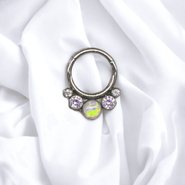 Argolla segmentada ópalos blancos (COD 253)