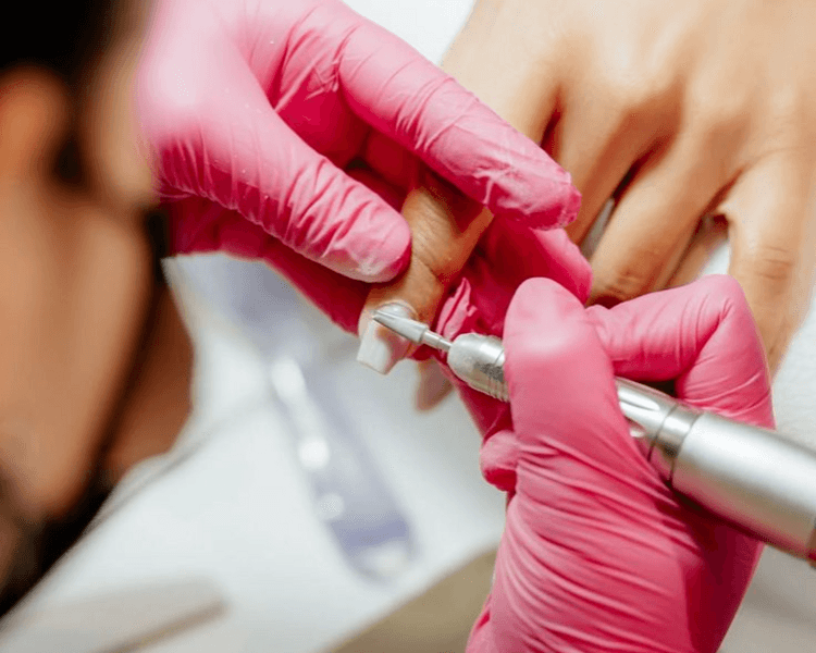 Retiro capping/esculpidas/softgel manos