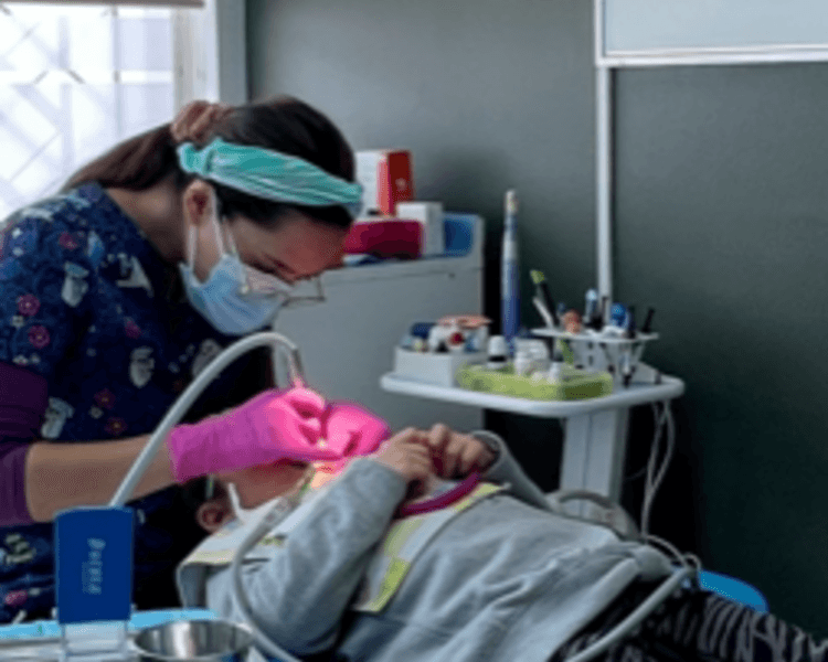 PRIMERA CONSULTA - Evaluación dental