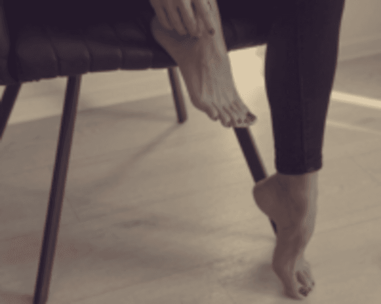 Manos y Pies esmaltado tradicional