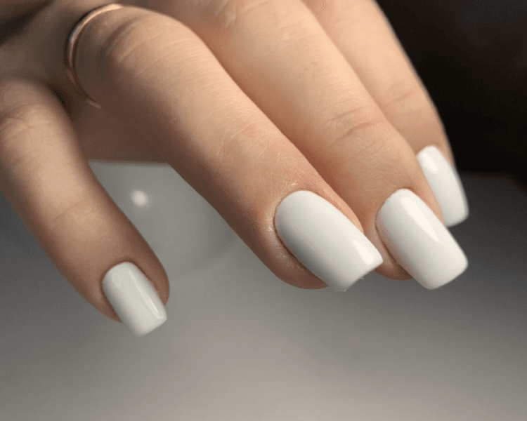 Retiro de uñas y aplicación de gelish con base de calcio (Recomendado)