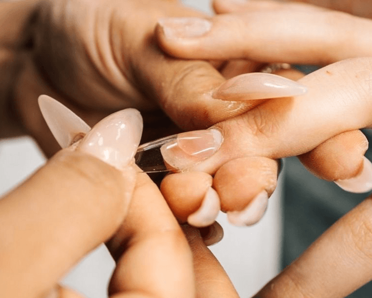 Uñas Técnica “Press On”