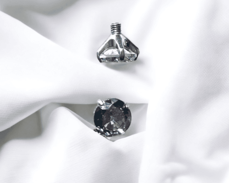 Top microdermal prong cristal vitral (Cod 395)