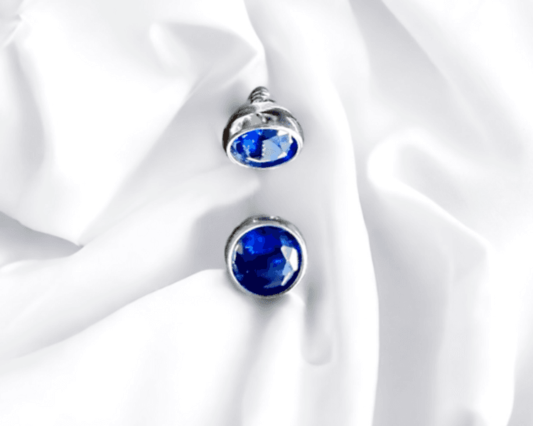 Top microdermal cobachon cristal azul