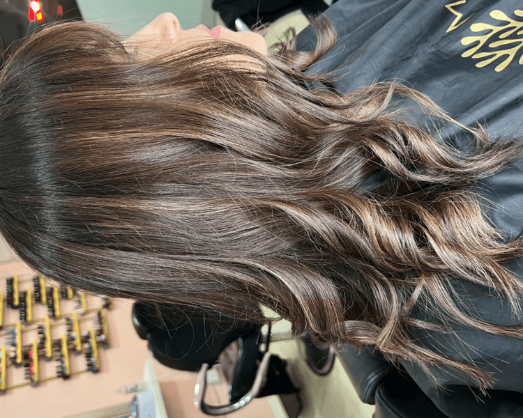 Babyligth o morena iluminada, M, con Roxana