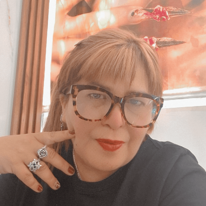 Nayleth guevara photo